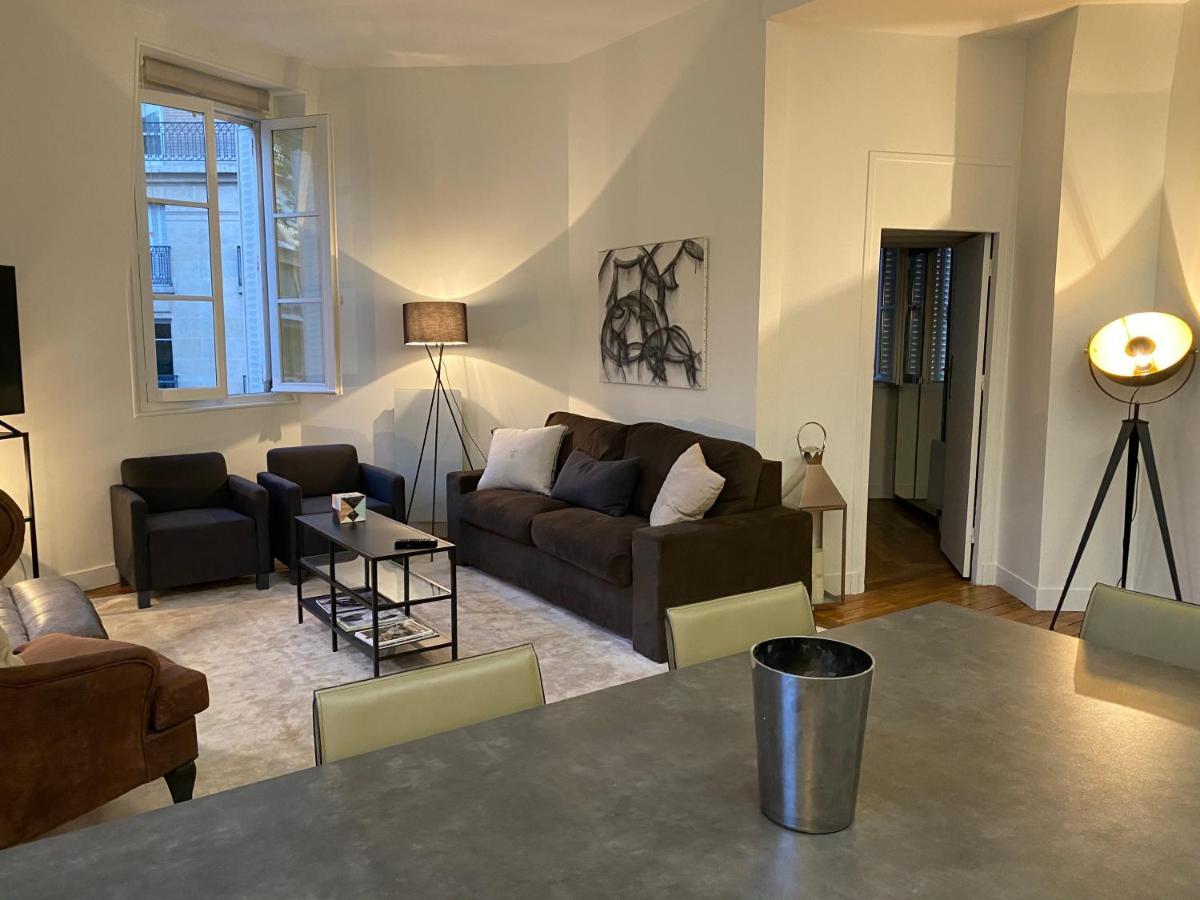 Appartement 3 Chambres Paris 7E Eksteriør billede