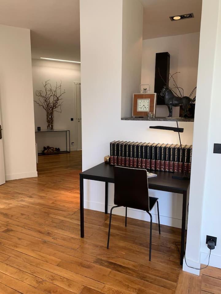 Appartement 3 Chambres Paris 7E Eksteriør billede