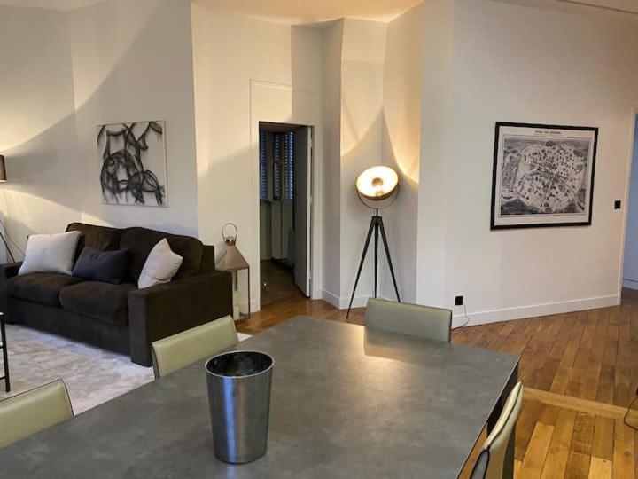 Appartement 3 Chambres Paris 7E Eksteriør billede